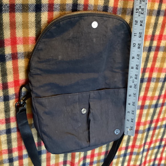 lululemon black all night festival bag Micro (Black/Gold): Handbags HOT ! Lululemon All Night